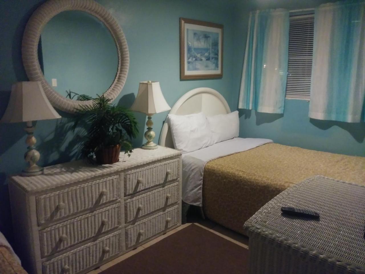 Daytona Inn Studios Дейтона-Бич Экстерьер фото